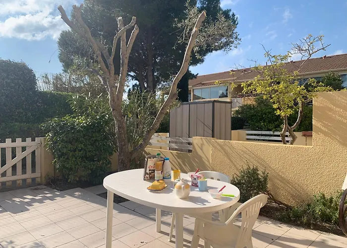 Location T2 : Piscine, Parking, Clim, Proche - Idéal Famille - Fr-1-796-1 * Gruissan
