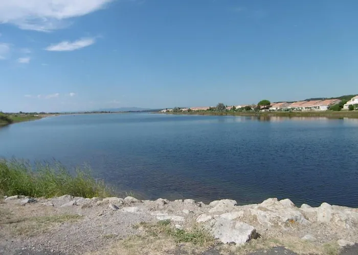 Location T2 : Piscine, Parking, Clim, Proche - Idéal Famille - Fr-1-796-1 *